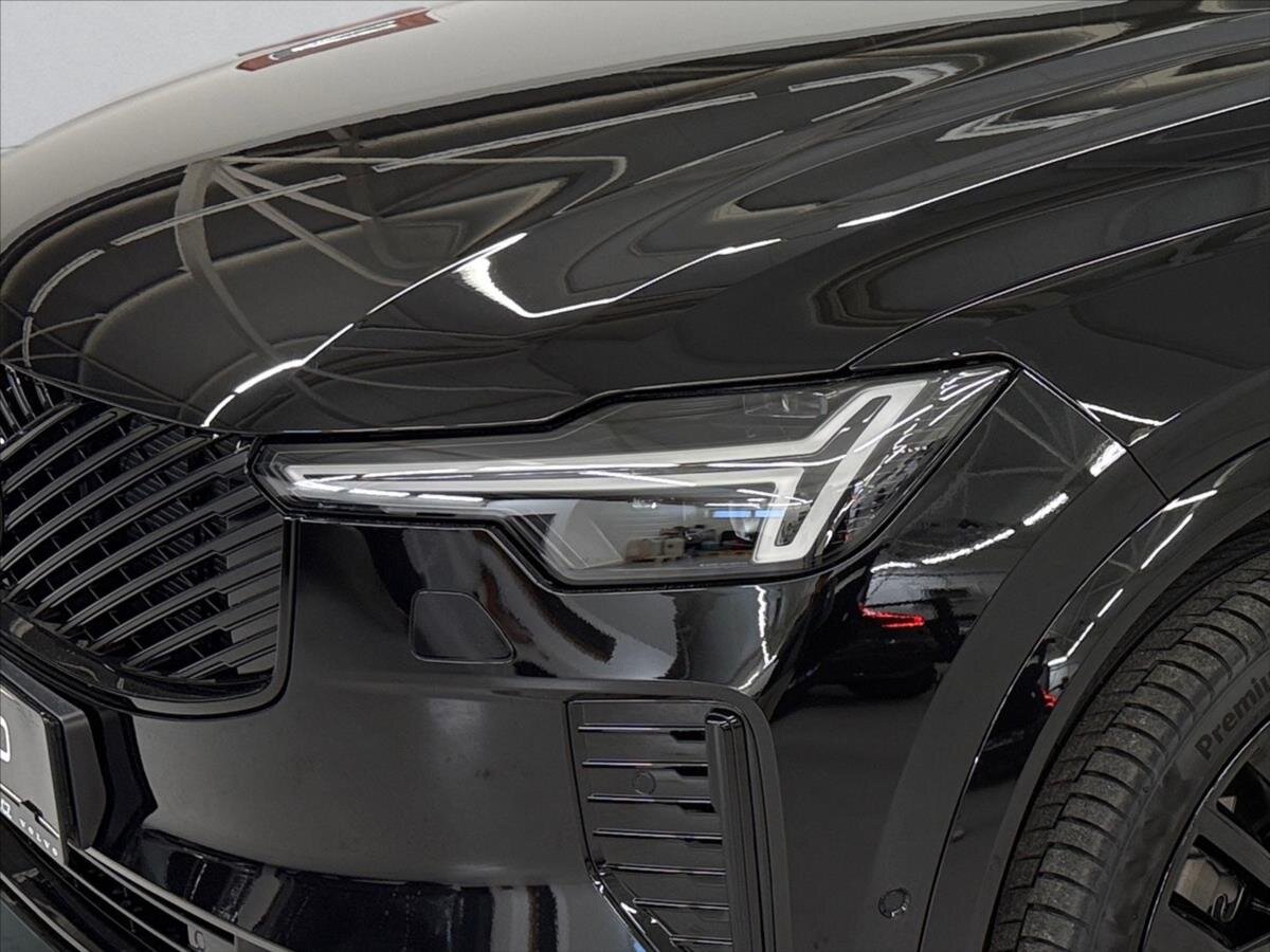 Volvo XC90 SUV / Terénní 2,0 l 184 kw