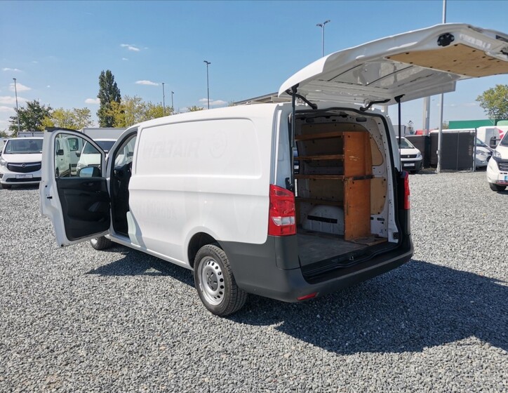 Mercedes-Benz Vito 15