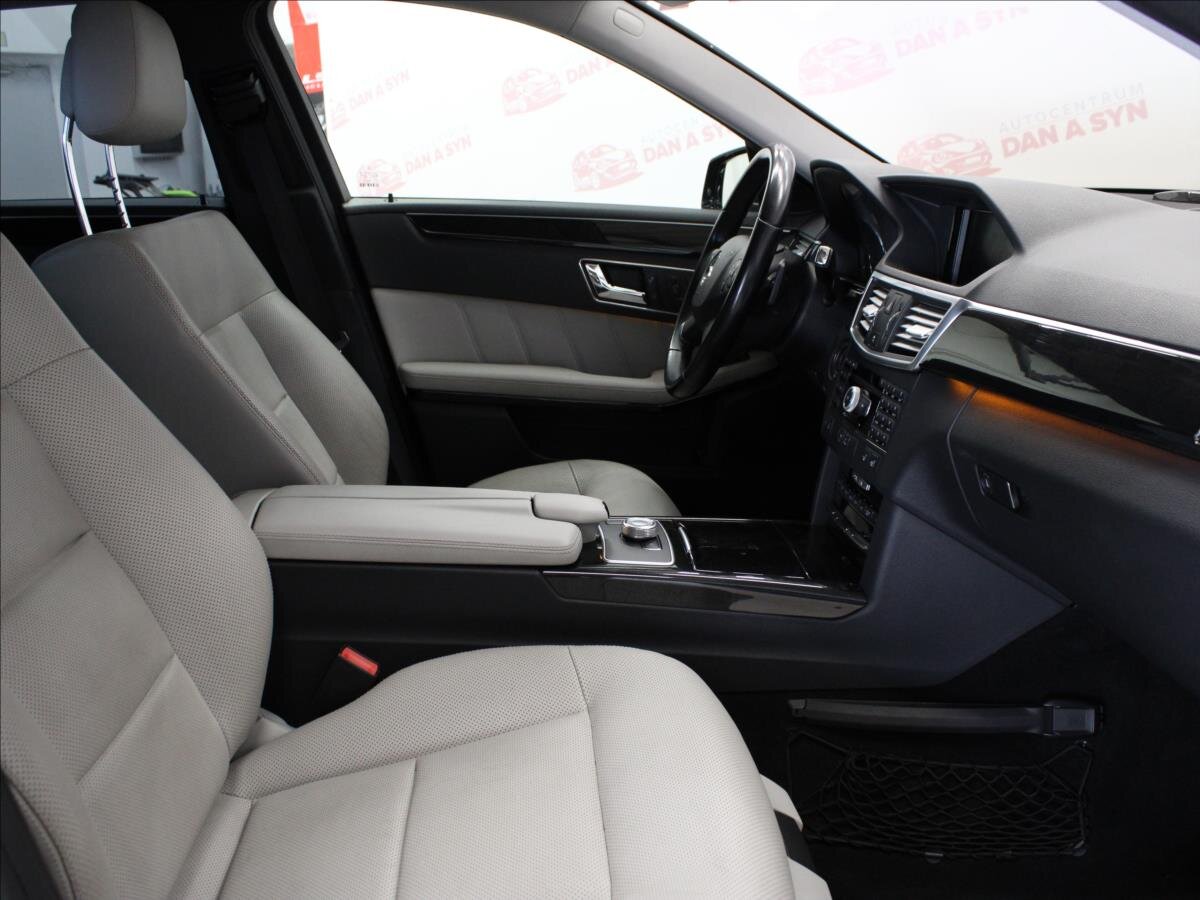 Mercedes-Benz Třídy E Sedan 3,0 l 170 kw