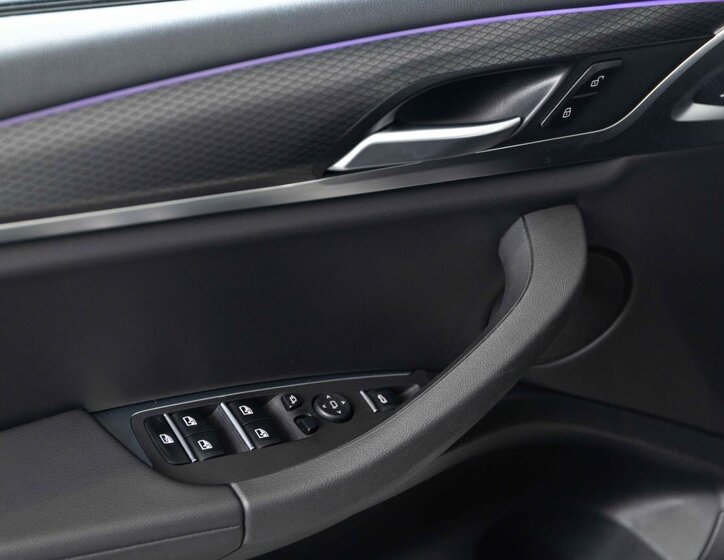 BMW X3 SUV / Terénní 2,0 l 140 kw