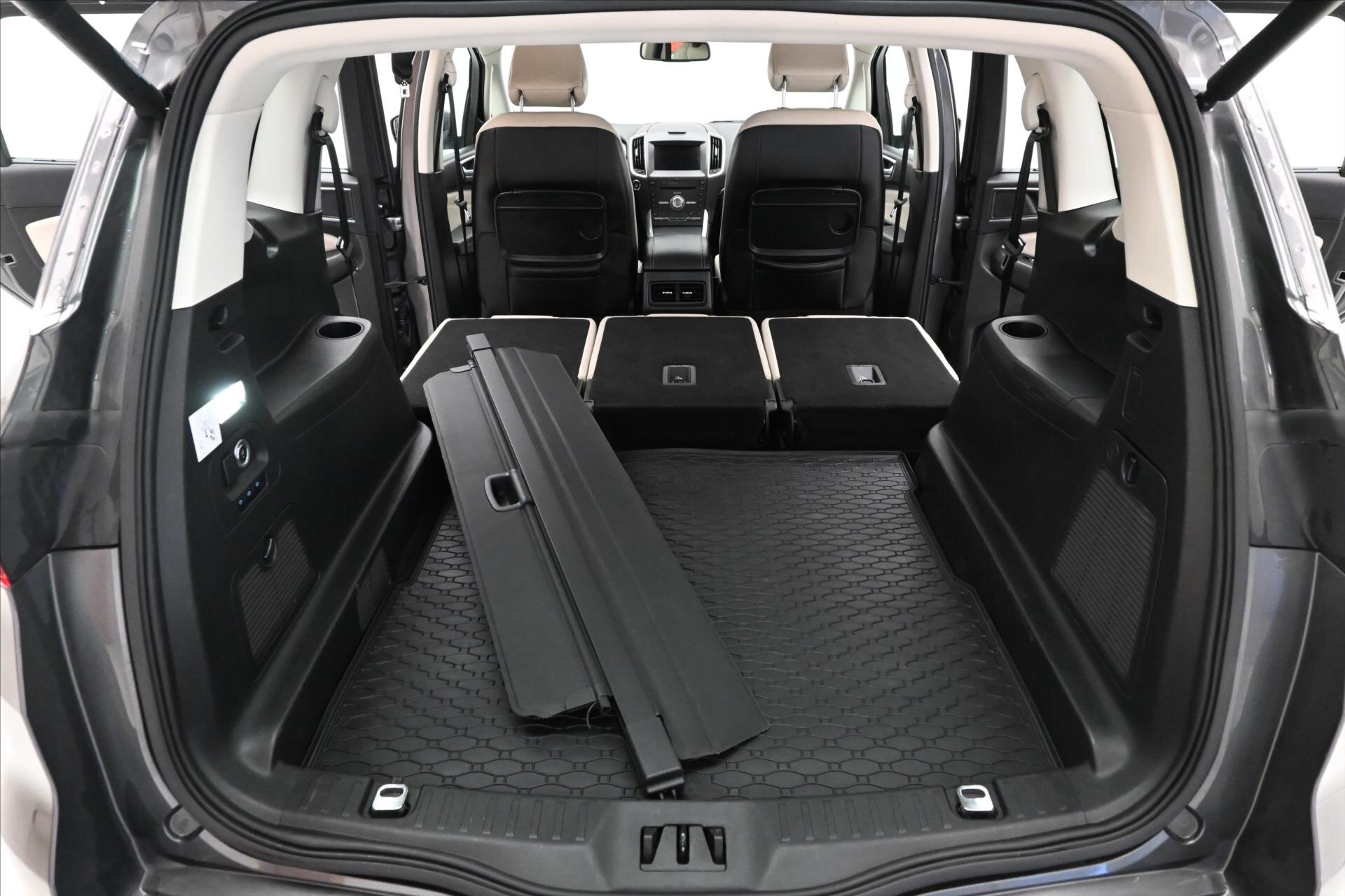 Ford S-MAX MPV 2,0 l 140 kw