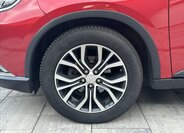 Mitsubishi Outlander SUV / Terénní 2,3 l 110 kw
