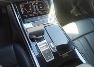 Audi A8 22