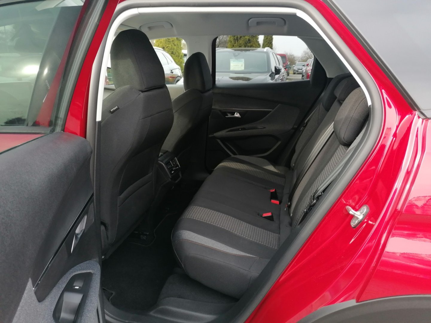 Peugeot 3008 SUV / Terénní 1,2 l 96 kw