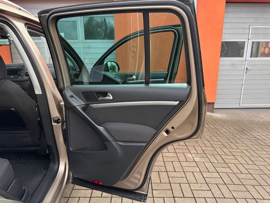 Volkswagen Tiguan SUV / Terénní 2,0 l 103 kw