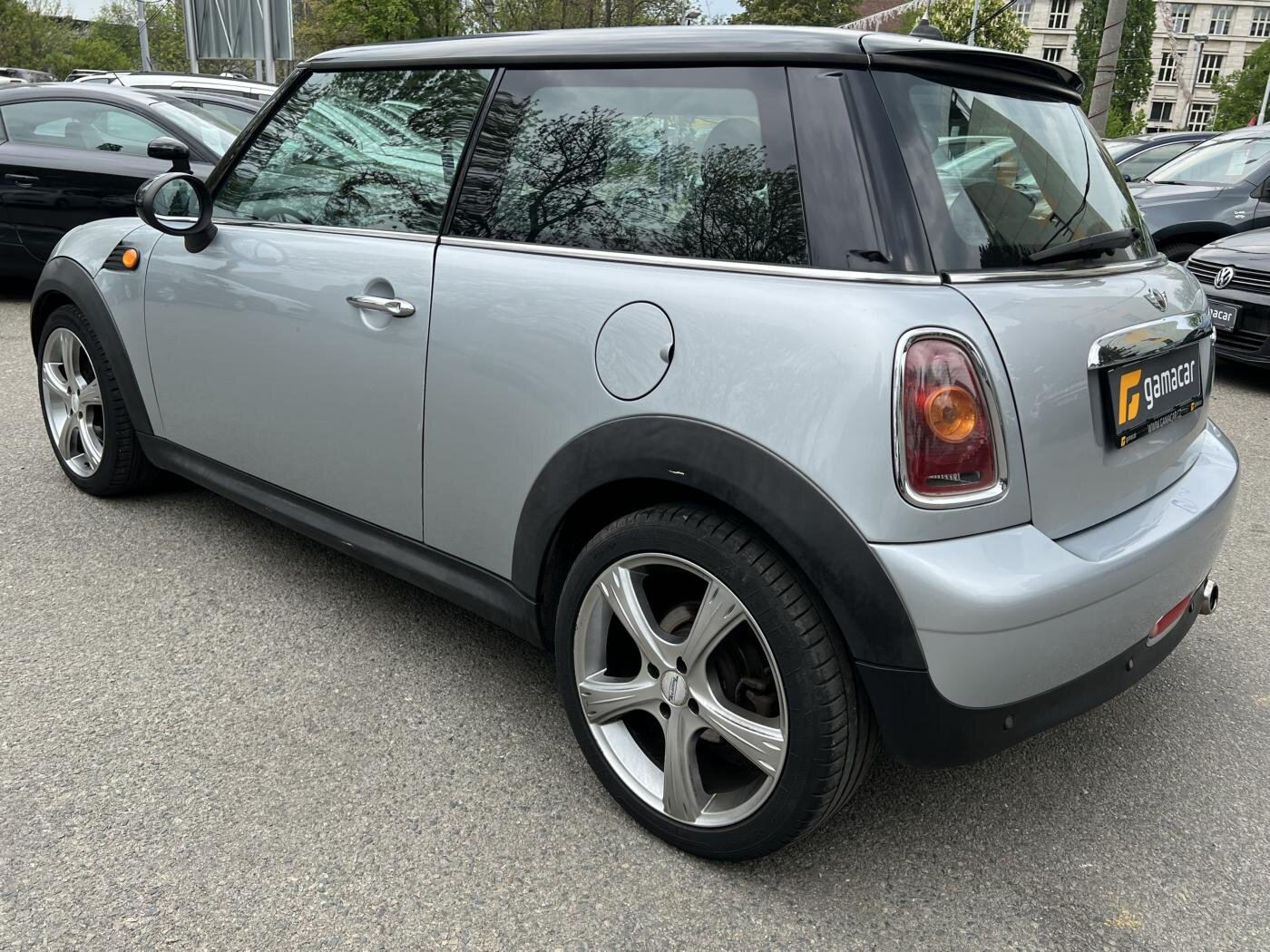 Mini Cooper Hatchback 1,6 l 88 kw