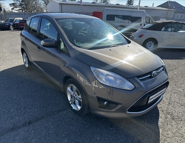 Ford C-MAX 8