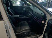 Hyundai Santa Fe SUV 1,6 l 178 kw