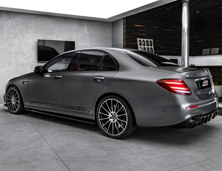 Mercedes-Benz Třídy E 7