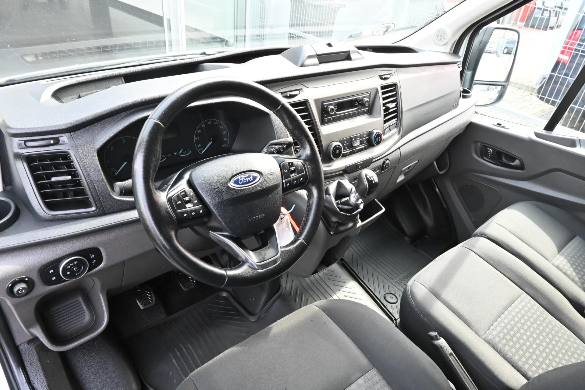 Ford Transit Skříň 2,0 l 96 kw