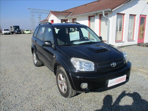 Toyota RAV4 SUV / Terénní 2,0 l 85 kw