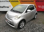 Toyota iQ Kupé 998,0 50 kw