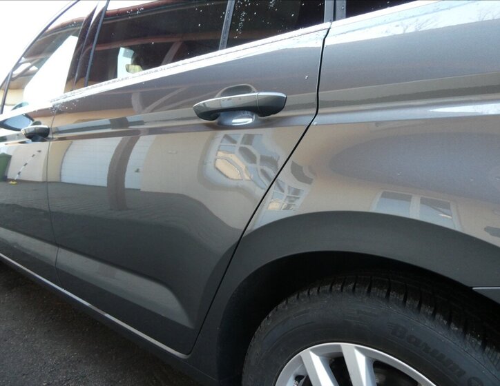 Volkswagen Touran MPV 2,0 l 110 kw