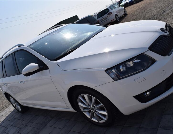 Škoda Octavia Kombi 1,6 l 77 kw