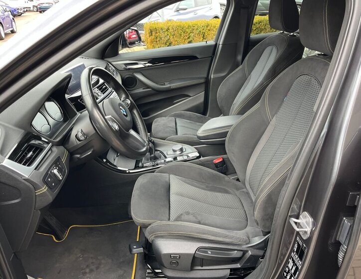 BMW X2 SUV 2,0 l 140 kw