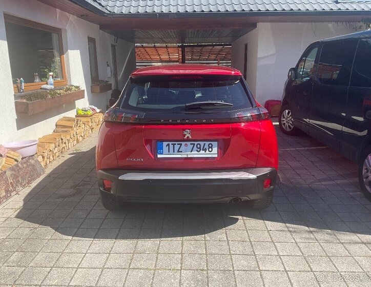 Peugeot 2008 SUV / Terénní 0,0 74 kw