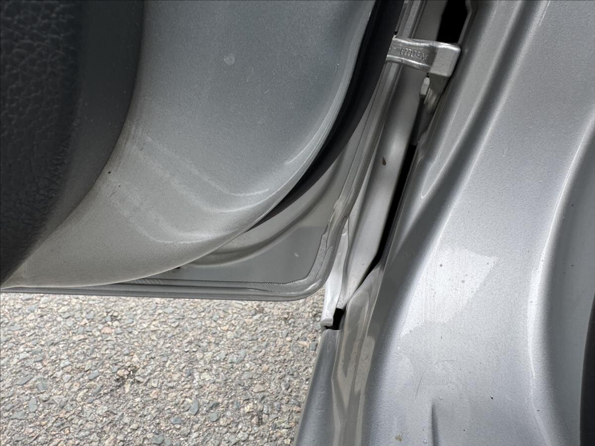 Ford C-MAX MPV 1,8 l 85 kw