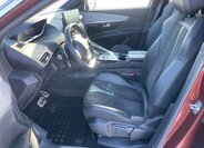 Peugeot 5008 SUV 2,0 l 130 kw