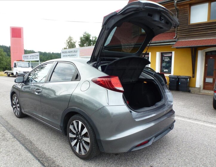 Honda Civic Hatchback 1,8 l 104 kw