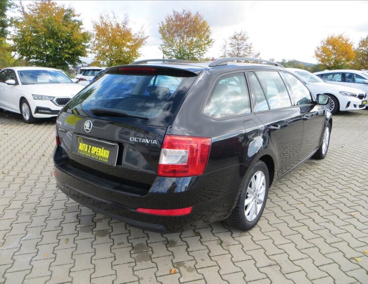 Škoda Octavia 8