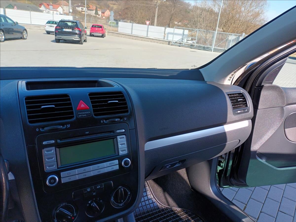 Volkswagen Golf Hatchback 1,4 l 59 kw