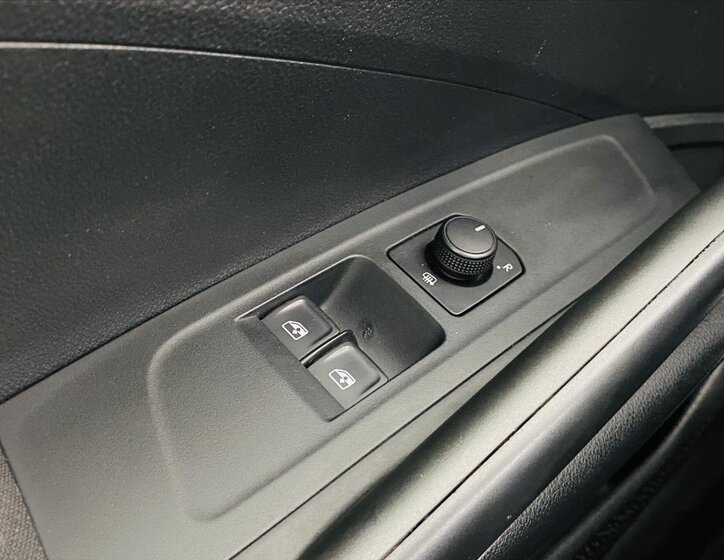 Škoda Fabia Hatchback 999,0 70 kw