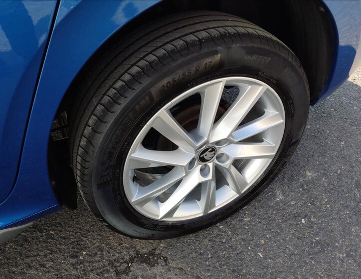 Škoda Kamiq SUV / Terénní 1,5 l 110 kw