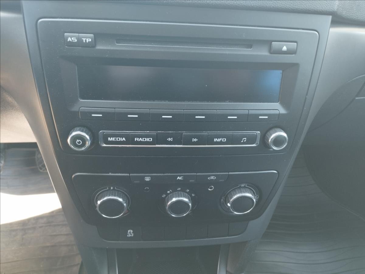 Škoda Yeti SUV / Terénní 1,2 l 77 kw