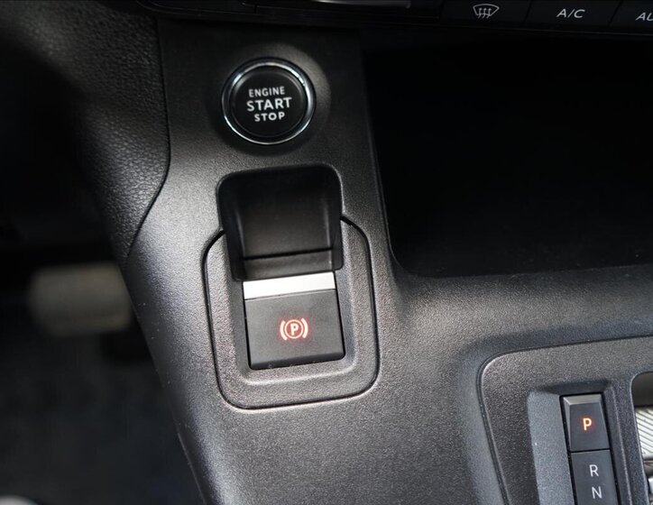 Citroën Berlingo MPV 1,5 l 96 kw