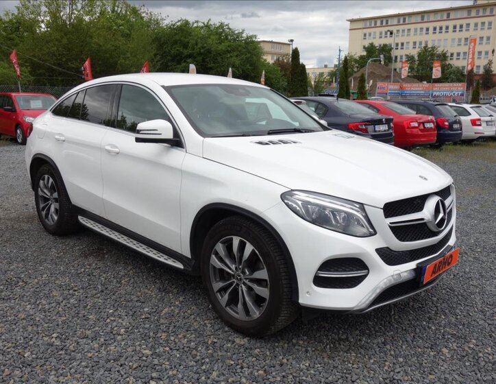 Mercedes-Benz GLE SUV / Terénní 3,0 l 190 kw