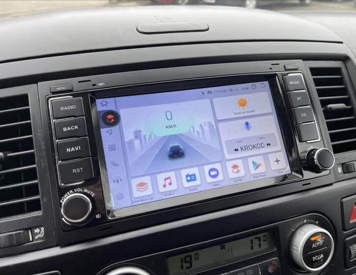 Volkswagen Multivan 33