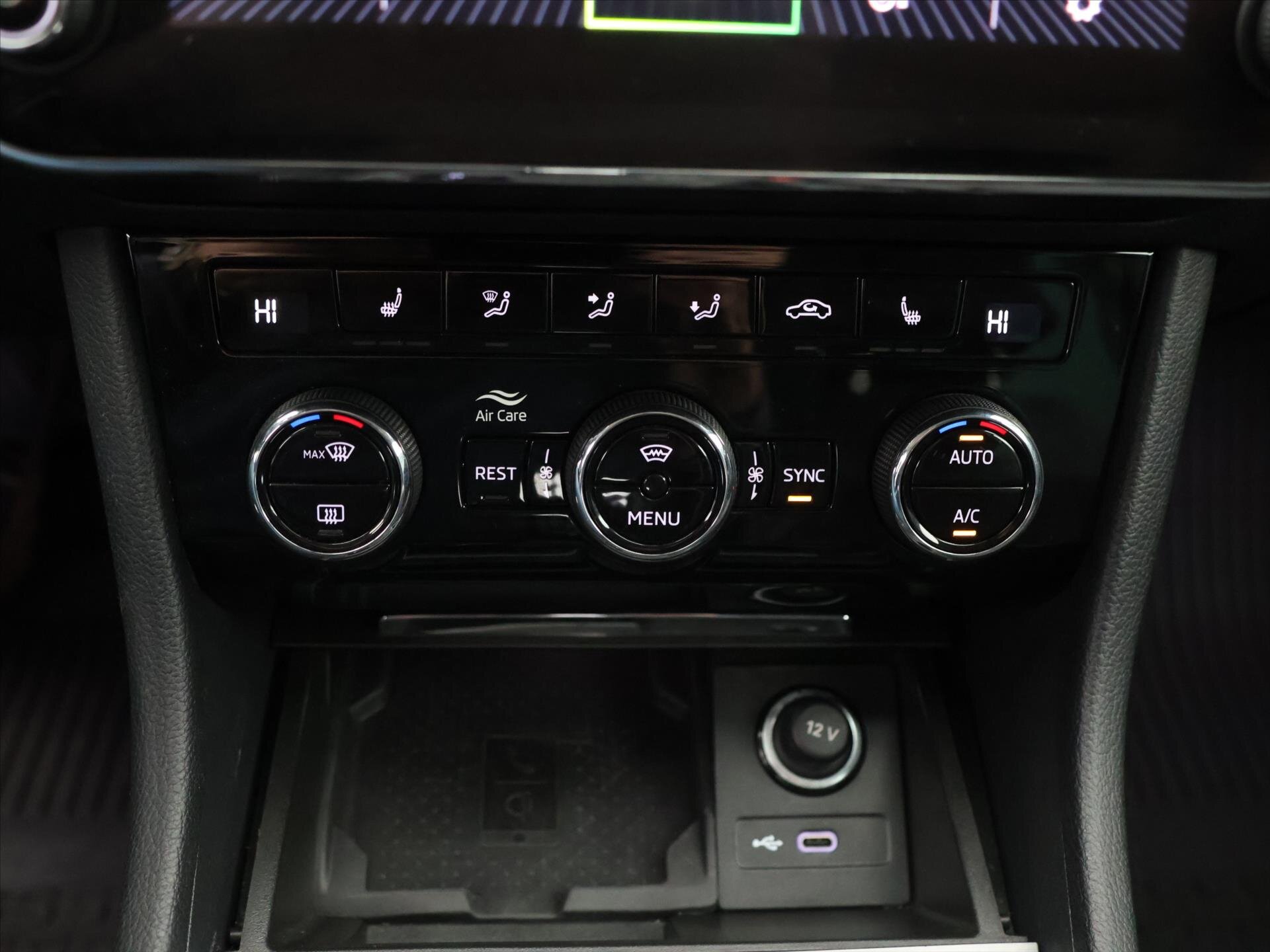 Škoda Superb Kombi 2,0 l 110 kw