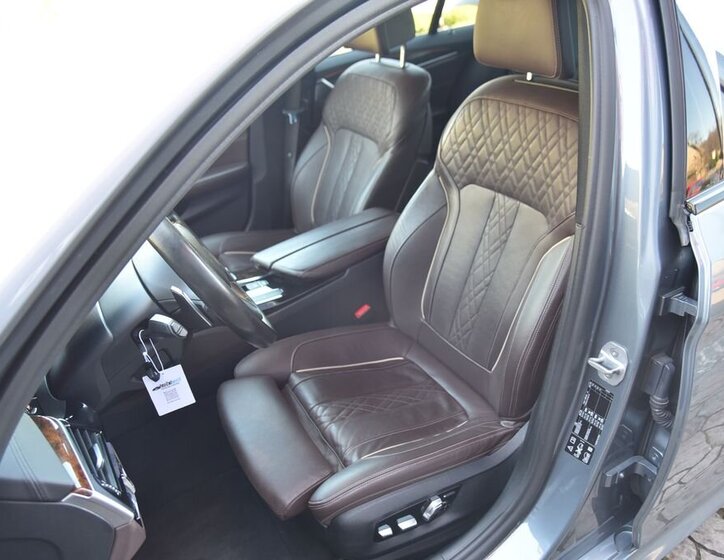 BMW Řada 5 Sedan / Limuzína 4,4 l 340 kw