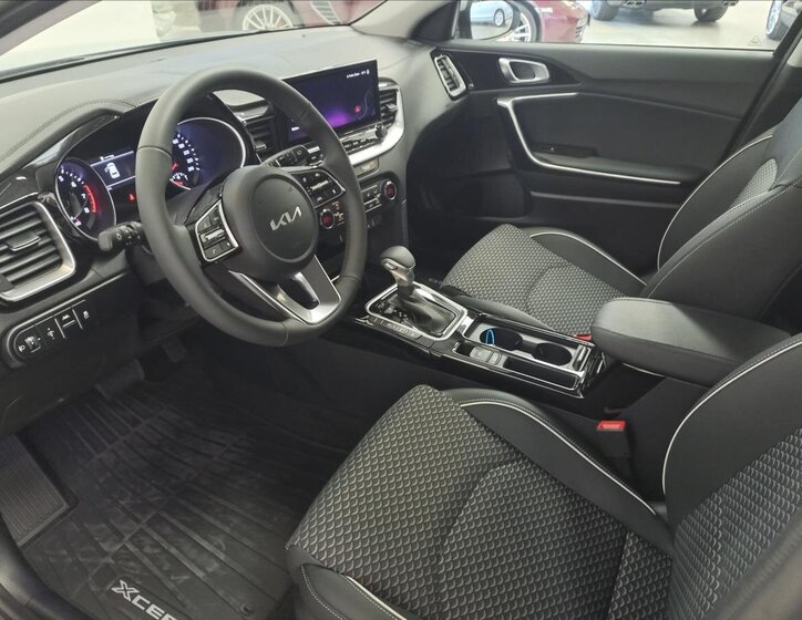 KIA XCeed 8