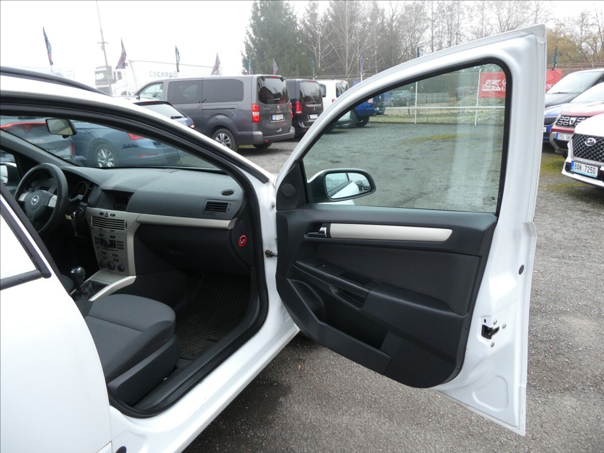 Opel Astra Kombi 1,7 l 74 kw