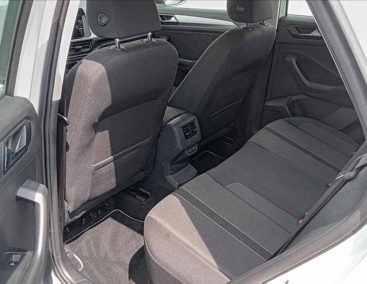 Volkswagen T-Roc Hatchback 999,0 81 kw