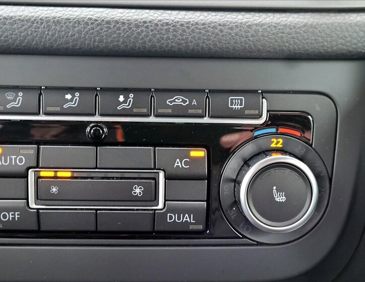 Volkswagen Tiguan SUV / Terénní 1,4 l 110 kw