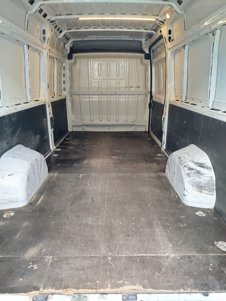 Peugeot Boxer Skříň 2,2 l 121 kw