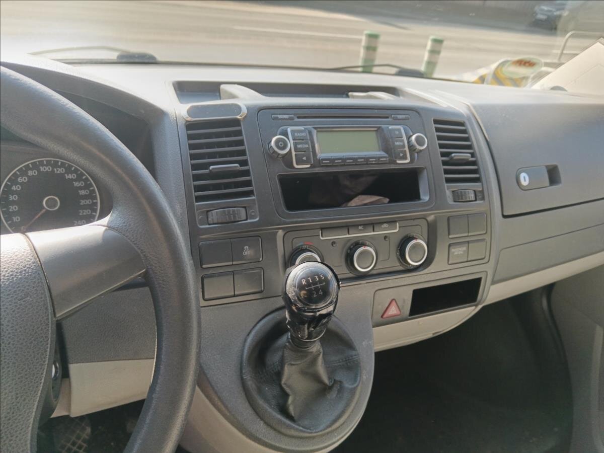 Volkswagen Transporter Skříň 2,0 l 75 kw