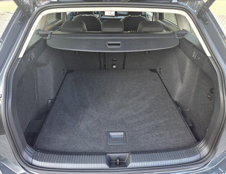 Volkswagen Golf Kombi 1,5 l 110 kw