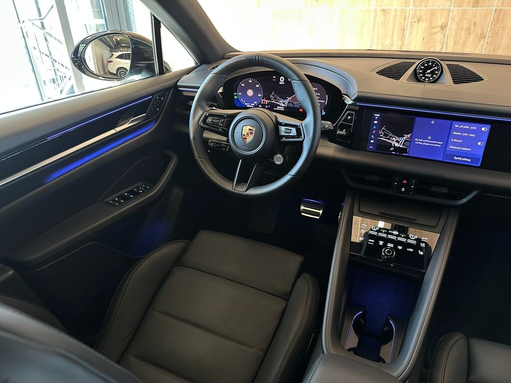 Porsche Macan SUV / Terénní 0,0 300 kw