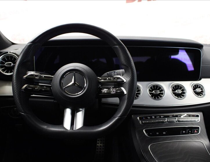 Mercedes-Benz CLS 28