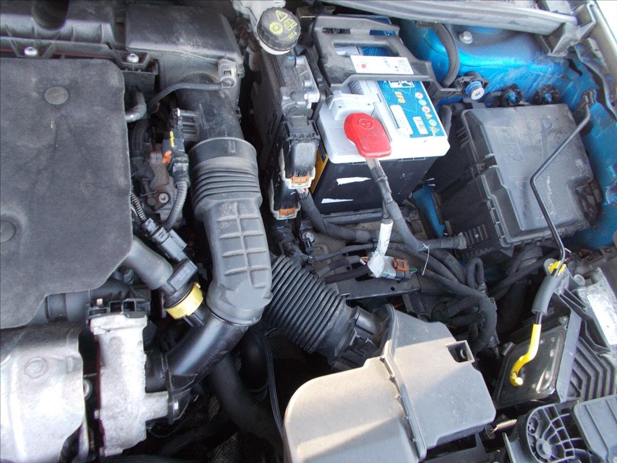 Peugeot 308 Hatchback 1,5 l 96 kw