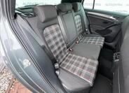 Volkswagen Golf 26