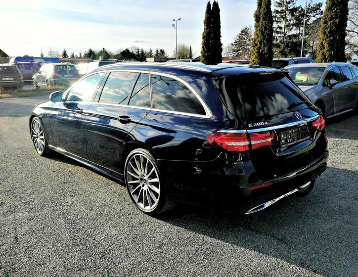 Mercedes-Benz Třídy E Kombi 2,0 l 110 kw