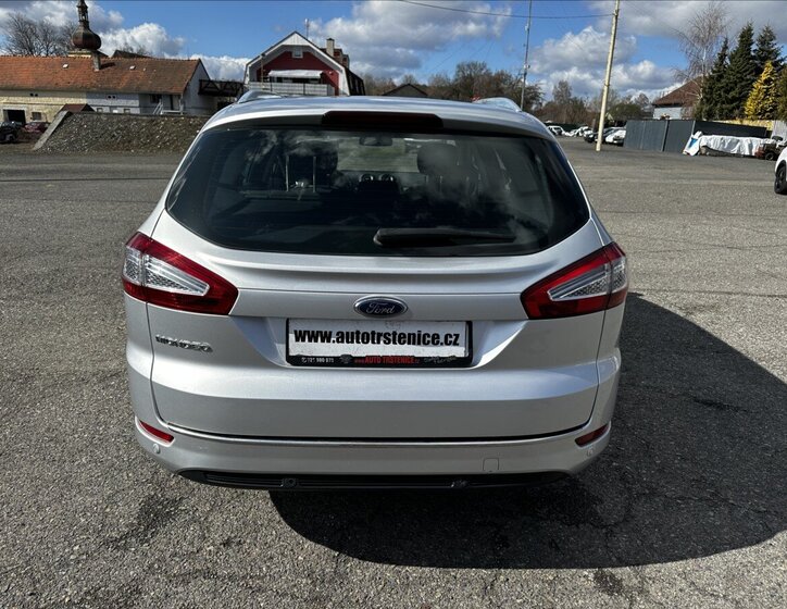 Ford Mondeo Kombi 2,0 l 103 kw