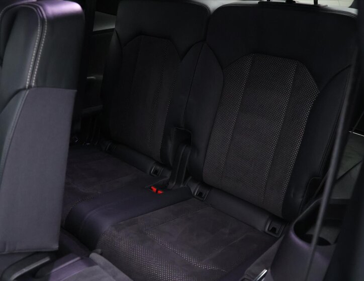 Audi Q7 SUV / Terénní 3,0 l 200 kw