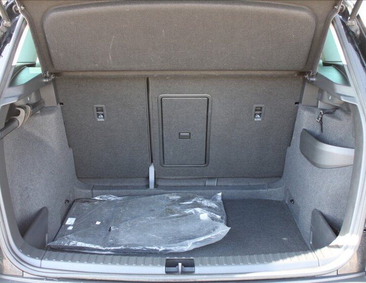 Škoda Karoq SUV 1,5 l 110 kw