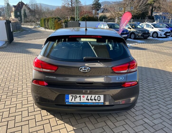 Hyundai i30 Hatchback 998,0 88 kw