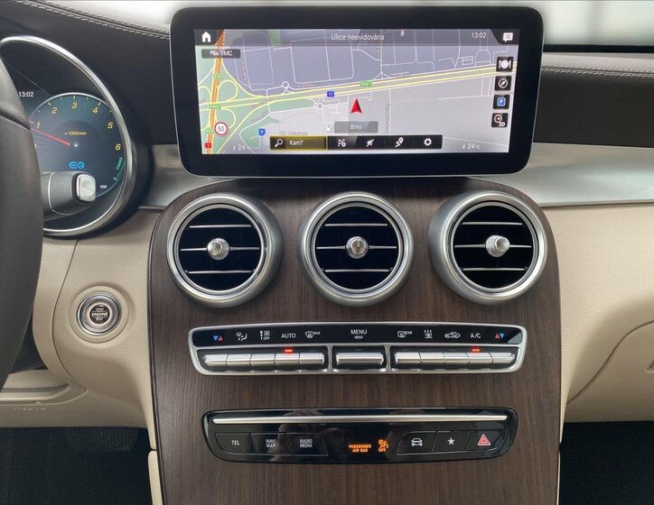 Mercedes-Benz GLC SUV 2,0 l 143 kw